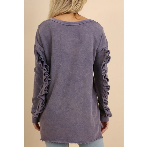 🆕🌿DISTRESSED RUFFLE SLEEVE🌿 - Picture 4 of 4